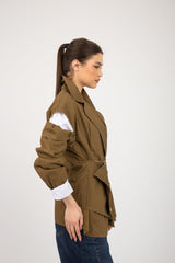 The Slit-Sleeve Jacket